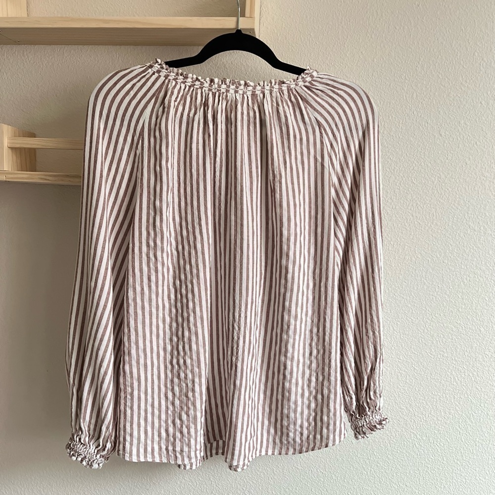 𝅺MAX Studio Long Sleeve Striped Ivory and Brown Blouse. Size Small. EUC. - Picture 4 of 7